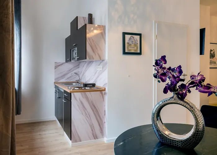 Wohngut-City Apt. 1 Zi. 1 Db + 1 Ez 34 Qm Mit Parkplatz