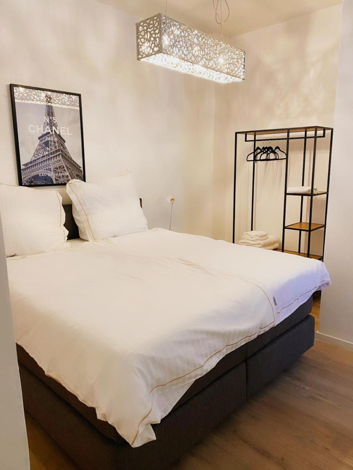 Wohngut-city Apt. 1 Zi. 1 Db + 1 Ez 34 Qm Mit Parkplatz Apartment Hagen (Arnsberg)