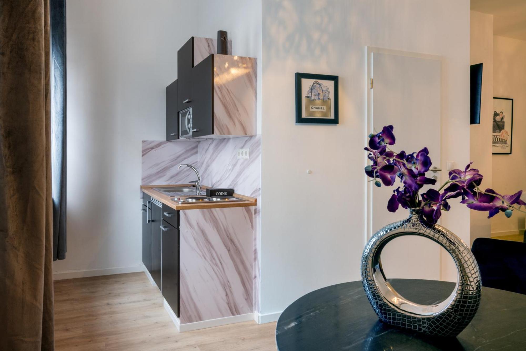 Apartment Wohngut-city Apt. 1 Zi. 1 Db + 1 Ez 34 Qm Mit Parkplatz *